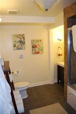 фото отеля Canborough Orchards B&B