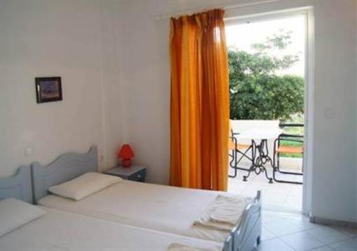 фото отеля Silvi Mari Beach Apartments