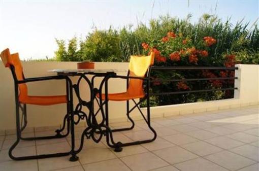 фото отеля Silvi Mari Beach Apartments