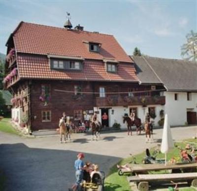 фото отеля Bauernhof Schilcherhof Reitstall Plank