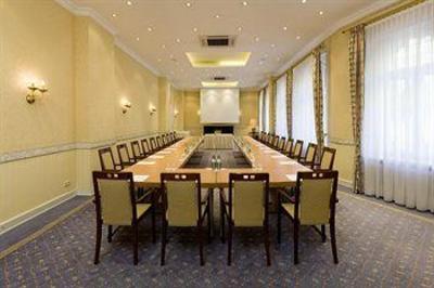 фото отеля Hotel Oranien Wiesbaden