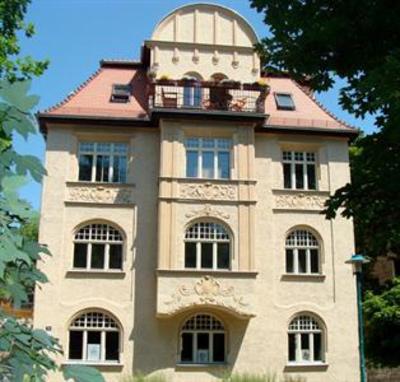 фото отеля Asbach Appartements Weimar