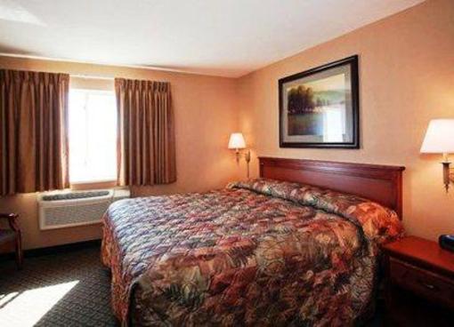 фото отеля Rodeway Inn Cozad