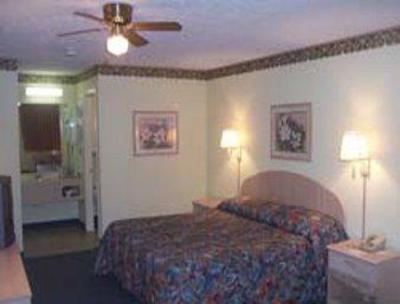 фото отеля Super 8 Brookhaven
