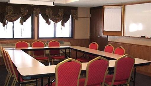 фото отеля AmericInn Lodge & Suites Hutchinson
