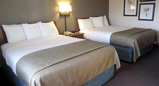 фото отеля AmericInn Lodge & Suites Hutchinson