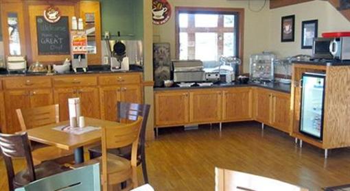 фото отеля AmericInn Lodge & Suites Hutchinson