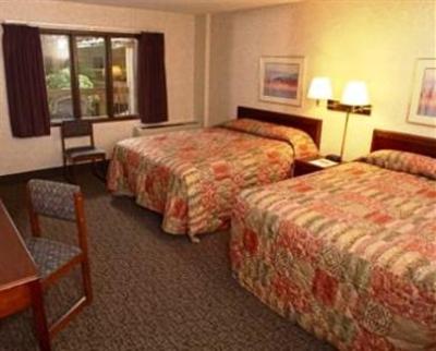 фото отеля LivINN Hotel Fridley