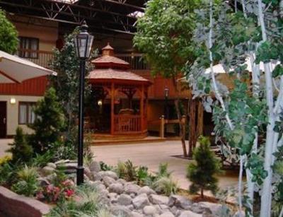 фото отеля LivINN Hotel Fridley