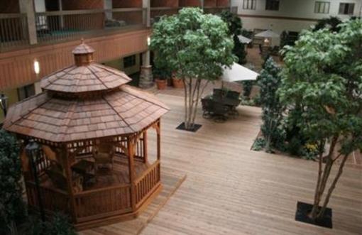 фото отеля LivINN Hotel Fridley