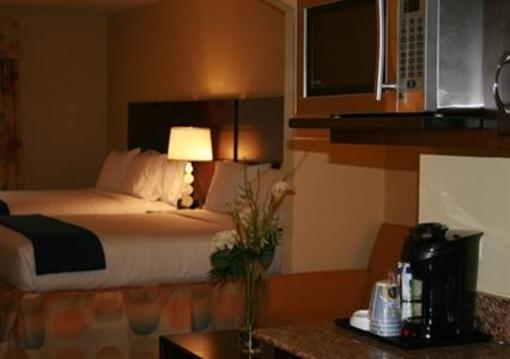 фото отеля Holiday Inn Express Hotel & Suites Perry (Oklahoma)