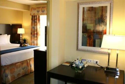 фото отеля Holiday Inn Express Hotel & Suites Perry (Oklahoma)