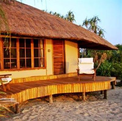 фото отеля Saadani Safari Lodge