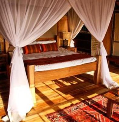 фото отеля Saadani Safari Lodge