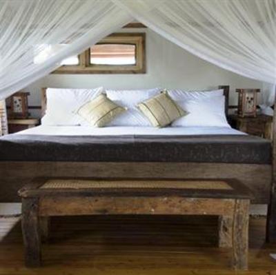 фото отеля Saadani Safari Lodge