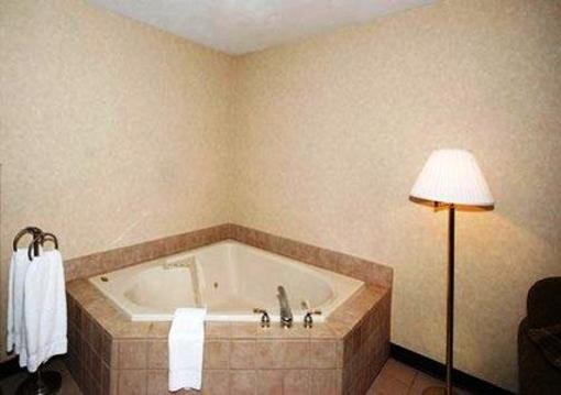 фото отеля Comfort Inn Dover (Ohio)
