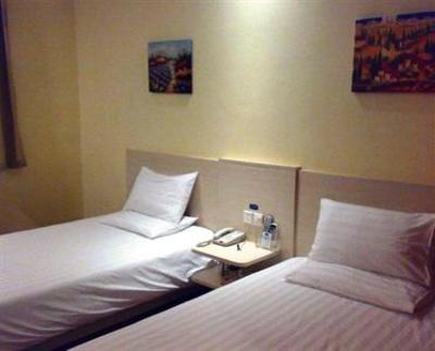 фото отеля Hanting Express Tai'an Caiyuan Street