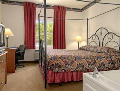 фото отеля Baymont Inn and Suites Milwaukee Grafton