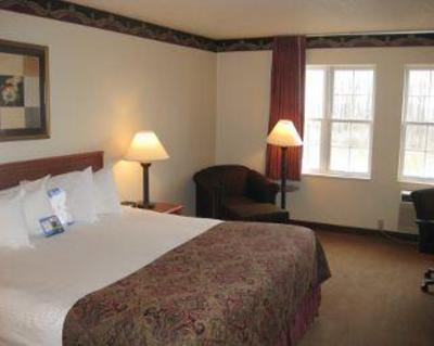 фото отеля Baymont Inn and Suites Milwaukee Grafton