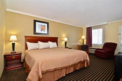 фото отеля BEST WESTERN McKenzie