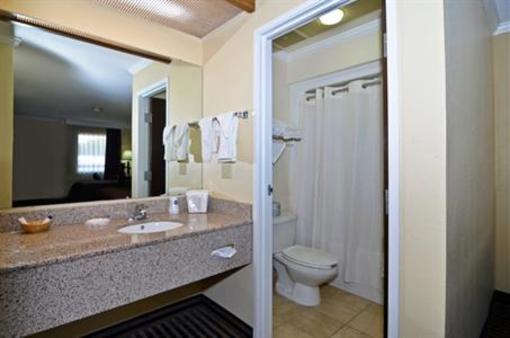 фото отеля BEST WESTERN McKenzie
