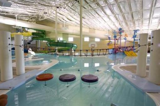 фото отеля King's Pointe Waterpark Resort