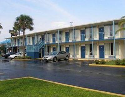 фото отеля Scottish Inns Ormond Beach