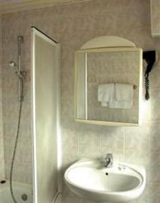 фото отеля Alyss Saphir Cambronne Eiffel