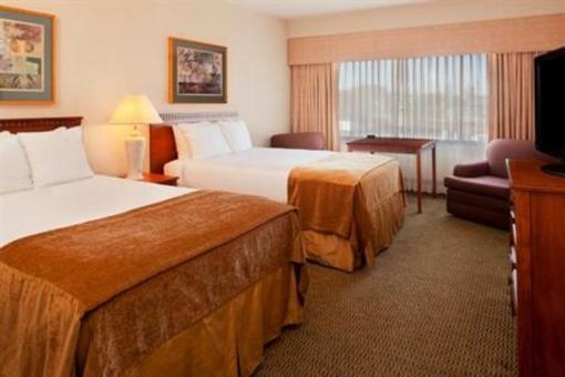 фото отеля Best Western Holiday Lodge Clear Lake