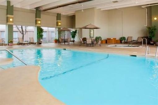 фото отеля Best Western Holiday Lodge Clear Lake