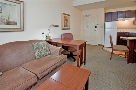 фото отеля Staybridge Suites Chesapeake