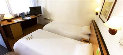 фото отеля Campanile Hotel Saint-Die-des-Vosges