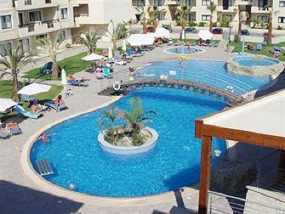 фото отеля Pagona Hotel Apartments