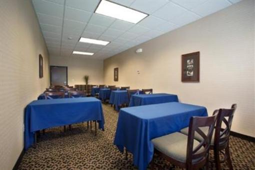 фото отеля Holiday Inn Express Hotel & Suites Silt - Rifle