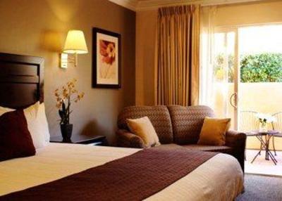 фото отеля BEST WESTERN Woodland Hills Inn