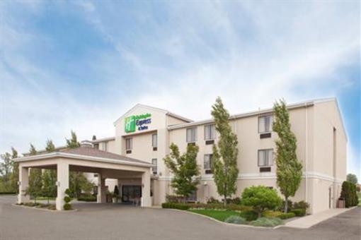 фото отеля Holiday Inn Express Hotel & Suites Alliance (Ohio)