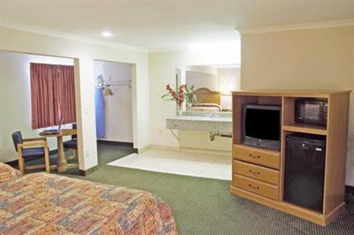 фото отеля Americas Best Value Inn Hollywood Los Angeles