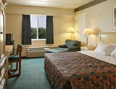 фото отеля Days Inn Detroit Livonia (Michigan)