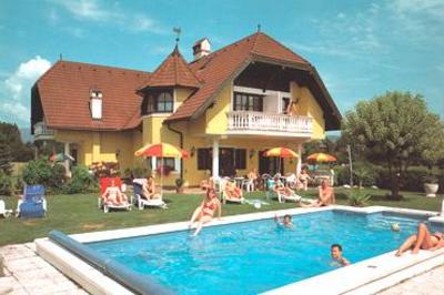 фото отеля Appartements Panorama Schlossl