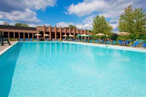 фото отеля Holiday Inn Solomons Conference Center and Marina