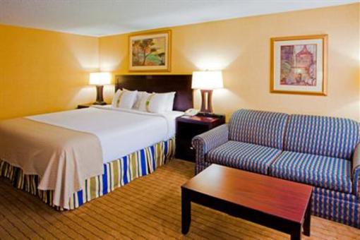 фото отеля Holiday Inn Solomons Conference Center and Marina