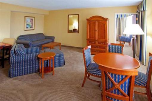 фото отеля Holiday Inn Solomons Conference Center and Marina