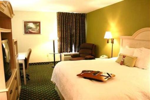 фото отеля Hampton Inn Jackson Pearl Airport