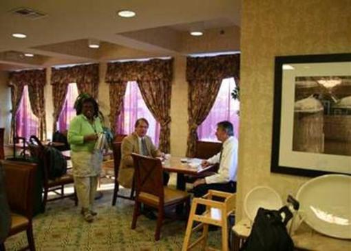 фото отеля Hampton Inn Jackson Pearl Airport