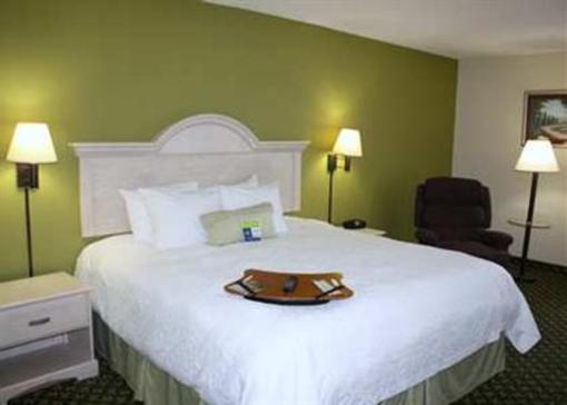фото отеля Hampton Inn Jackson Pearl Airport
