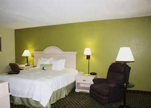 фото отеля Hampton Inn Jackson Pearl Airport
