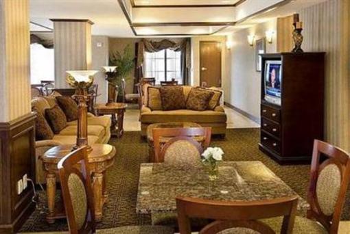 фото отеля Holiday Inn Express Hotel & Suites San Antonio I-90 Northwest