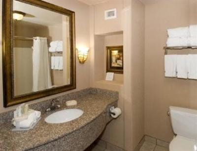фото отеля Holiday Inn Express Hotel & Suites San Antonio I-90 Northwest