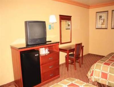 фото отеля Vagabond Inn Executive Hollywood Los Angeles