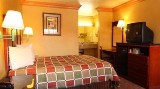 фото отеля Vagabond Inn Executive Hollywood Los Angeles